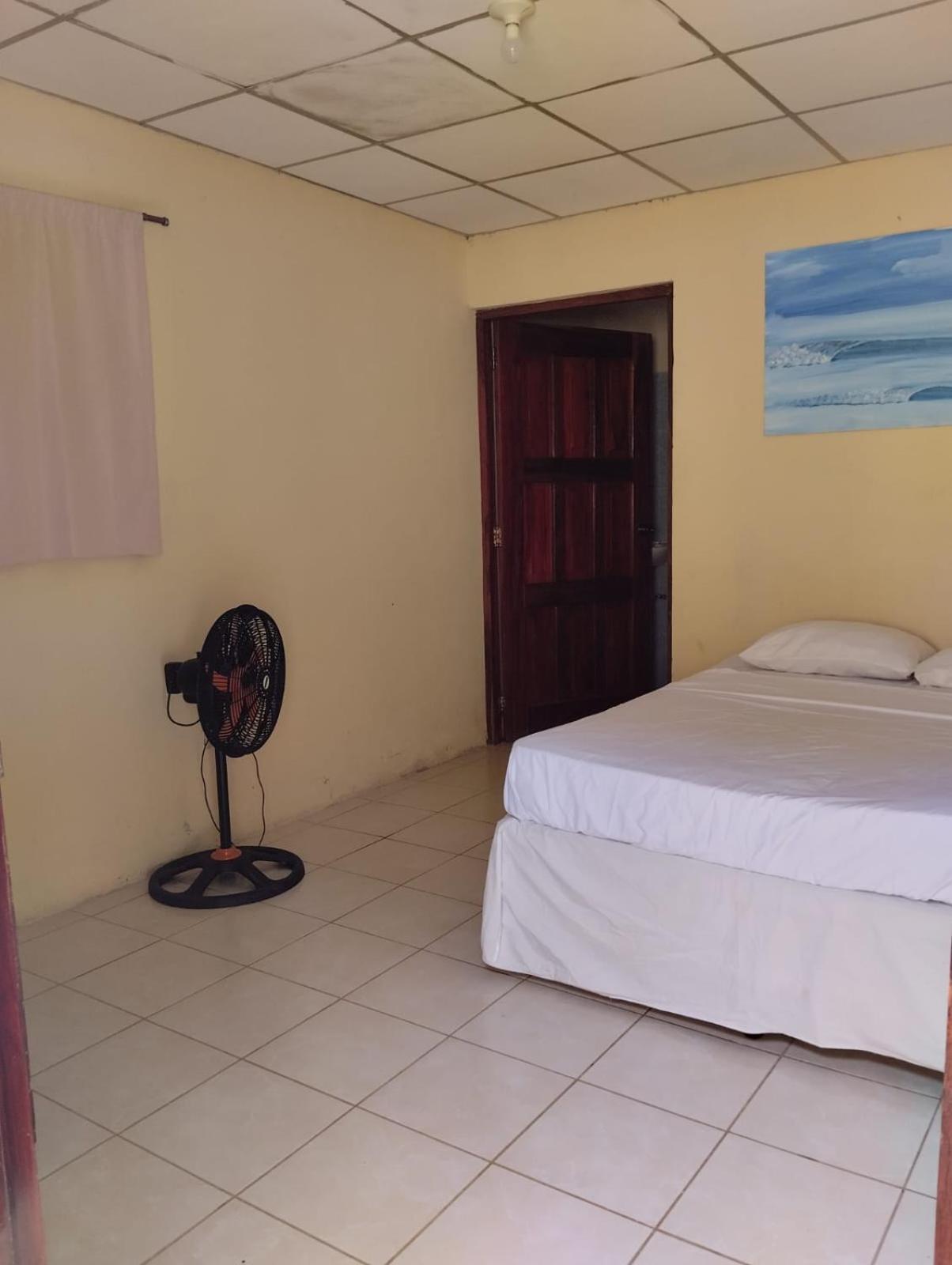 Chill Garrobo Hotel El Gigante Ruang foto
